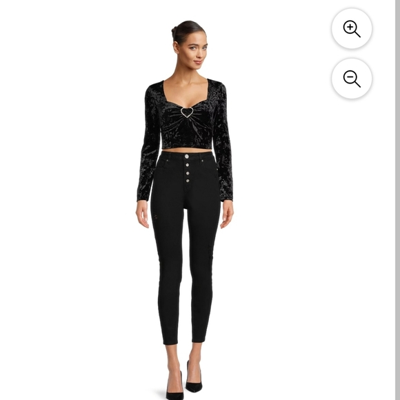 Madden NYC Junior's Velour Top with Rhinestone Heart - Picture 9 of 9